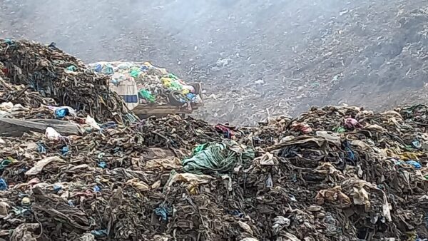 Eboulement : les ordures ménagères de Mindoubé ont enseveli dimanche plusieurs habitations