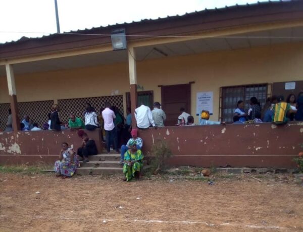 Élections générales 2023 à Libreville : les centres de vote de la Cité Mebiam, de la Peyrie et de Sibang1 encore fermés