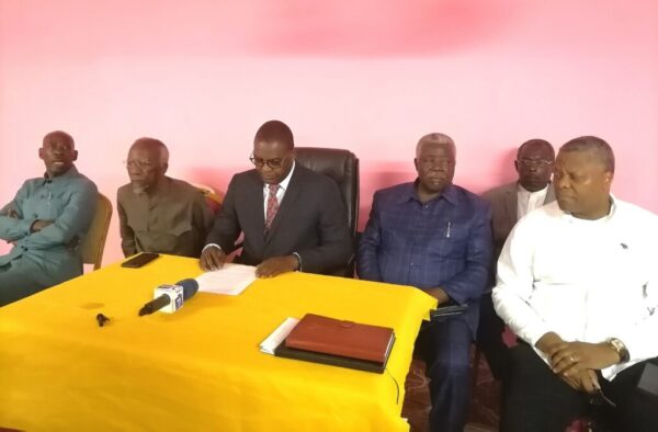Gabon : plus de 95 partis politiques dénoncent leur marginalisation par le Président de la Transition, Brice Clotaire Oligui Nguema