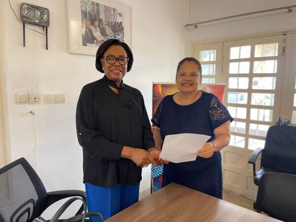 Jeanine Taty Koumba remplace Paulette Missambo à la tête de l’Union nationale