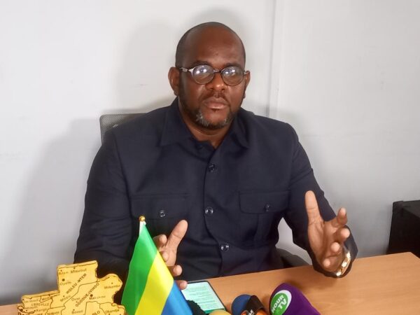 Législatives 2023 : « je retire ma candidature par loyauté à monsieur le Président de la République Ali Bongo Ondimba » (Aimé Régis Renombo)