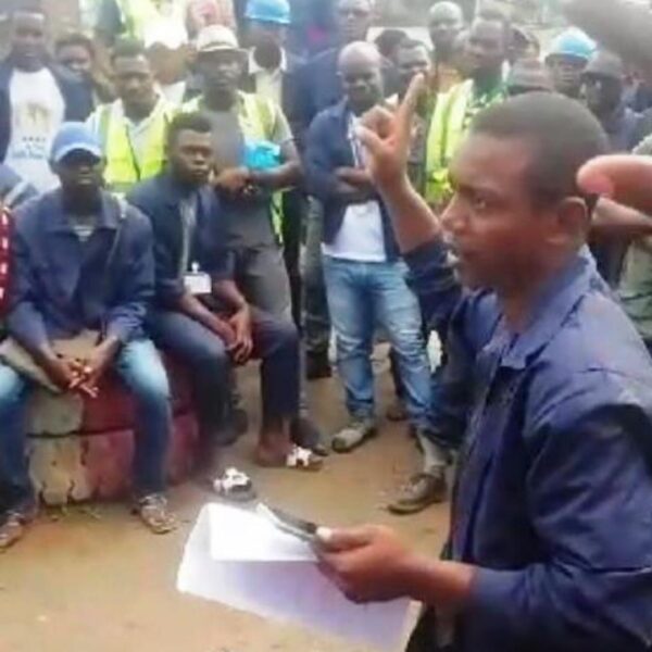 Gabon/Projet Kinguelé Aval : les employés de SINOHYDRO protestent contre les salaires misérables