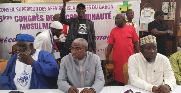 Islam : Abdul Razzak Kabongo bastonné dans les urnes par l’imam Benyamin Andjoua Obolo