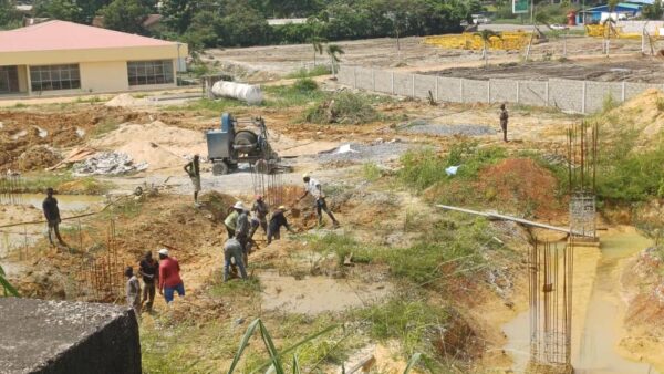 Oligui Nguéma veut relancer le projet de construction du Grand marché de Libreville